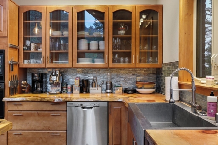 Spectacular Mountain Home for Sale Near Westcliffe, CO - image 7