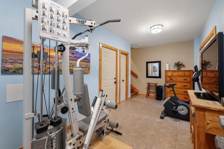 Spectacular Mountain Home for Sale Near Westcliffe, CO - image 18