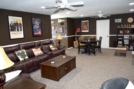 Beautiful Country Home on 2 Acres in Windthorst TX for Sale - image 18