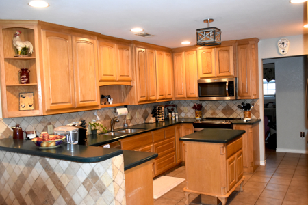 Beautiful Country Home on 2 Acres in Windthorst TX for Sale - image 10