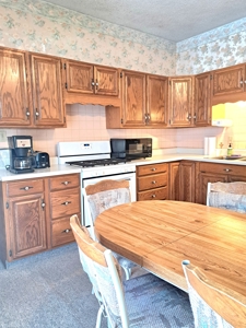 Cozy Albia Iowa Move In Ready Home For Sale - image 11
