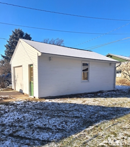 Cozy Albia Iowa Move In Ready Home For Sale - image 9