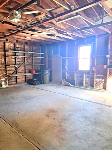 Cozy Albia Iowa Move In Ready Home For Sale - image 40