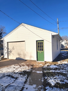 Cozy Albia Iowa Move In Ready Home For Sale - image 8