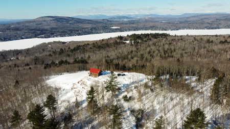 Chalet on 192 Acres with Stunning Mountain and Water Views - image 3