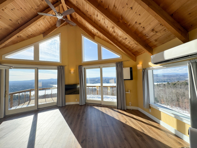 Chalet on 192 Acres with Stunning Mountain and Water Views - image 16
