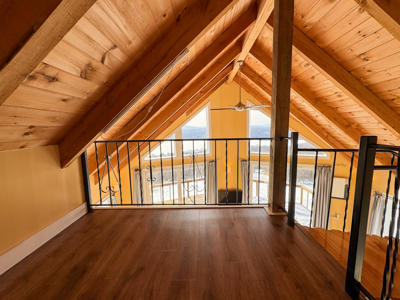 Chalet on 192 Acres with Stunning Mountain and Water Views - image 22