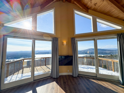 Chalet on 192 Acres with Stunning Mountain and Water Views - image 19