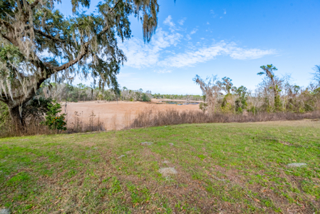 Lakefront Home for Sale on 69.5 Acres in Live Oak, FL - image 15