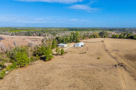 Lakefront Home for Sale on 69.5 Acres in Live Oak, FL - image 20