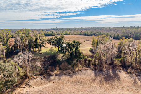 Lakefront Home for Sale on 69.5 Acres in Live Oak, FL - image 37