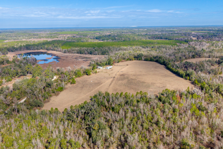 Lakefront Home for Sale on 69.5 Acres in Live Oak, FL - image 43