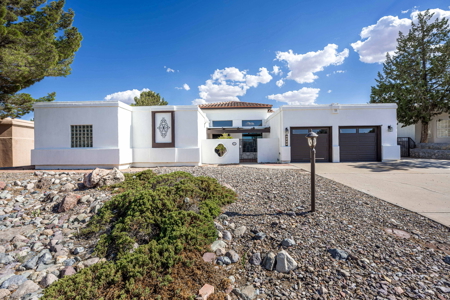 New Mexico Home for Sale on Picacho Hills Golf Course - image 1