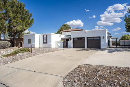 New Mexico Home for Sale on Picacho Hills Golf Course - image 2