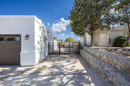 New Mexico Home for Sale on Picacho Hills Golf Course - image 7