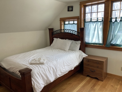 Beautiful 4 Bedroom Home With Private River Access - image 43