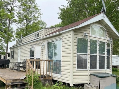 Park Model w/ Loft For Sale in Oak Lake Campground, Kerrick MN - image 1