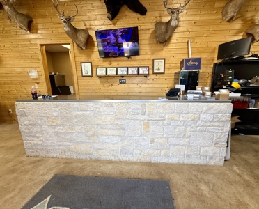 Commercial Property in Atlanta, TX for Sale with Highway Frontage - image 3