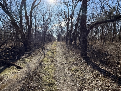 Country Retreat Near John Redmond Reservoir - image 14