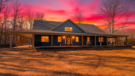 Country Home + Acreage in the Missouri Ozarks | West Plains - image 3