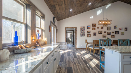 Country Home + Acreage in the Missouri Ozarks | West Plains - image 14