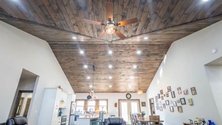 Country Home + Acreage in the Missouri Ozarks | West Plains - image 7