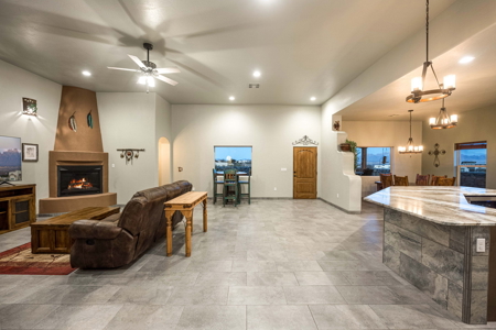 Luxury Home for Sale on a Corner Lot in Las Cruces, NM - image 5