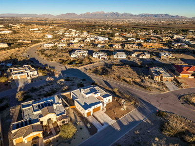 Luxury Home for Sale on a Corner Lot in Las Cruces, NM - image 39