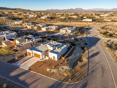 Luxury Home for Sale on a Corner Lot in Las Cruces, NM - image 43