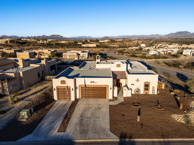 Luxury Home for Sale on a Corner Lot in Las Cruces, NM - image 41