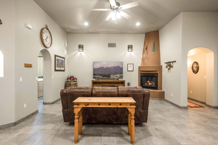 Luxury Home for Sale on a Corner Lot in Las Cruces, NM - image 6