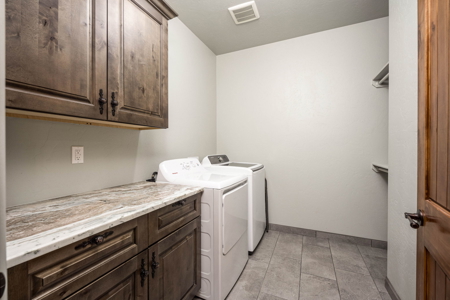 Luxury Home for Sale on a Corner Lot in Las Cruces, NM - image 27