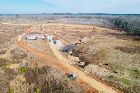 Country Home on Big Acreage in Marietta, Prentiss Co., MS - image 9