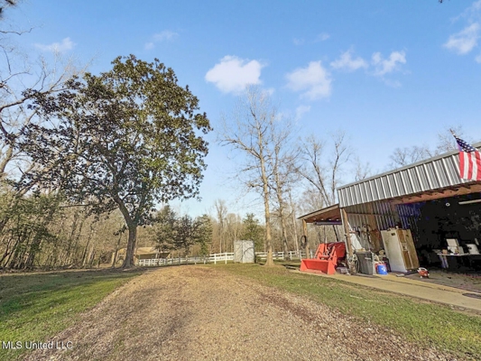 13645 LA Hwy 10, St. Francisville, LA Home on 19± Acres