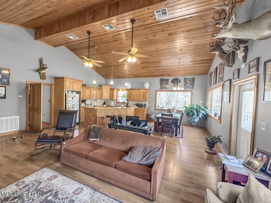 13645 LA Hwy 10, St. Francisville, LA Home on 19± Acres