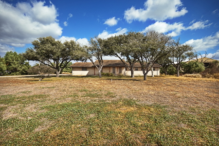 Country home on 5 acres in San Patricio County, Odem, TX - image 10