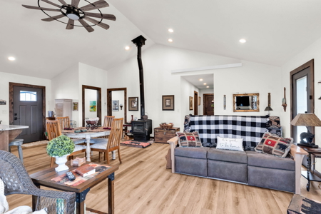 Beautiful 3 BD/2 BA Home for Sale in Silver Cliff, CO - image 6