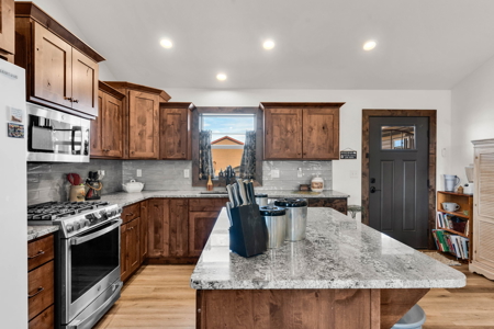 Beautiful 3 BD/2 BA Home for Sale in Silver Cliff, CO - image 11
