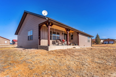 Beautiful 3 BD/2 BA Home for Sale in Silver Cliff, CO - image 2