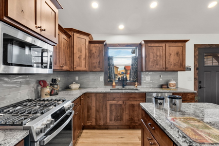 Beautiful 3 BD/2 BA Home for Sale in Silver Cliff, CO - image 12