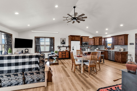 Beautiful 3 BD/2 BA Home for Sale in Silver Cliff, CO - image 4