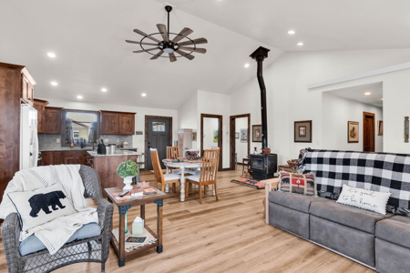 Beautiful 3 BD/2 BA Home for Sale in Silver Cliff, CO - image 7