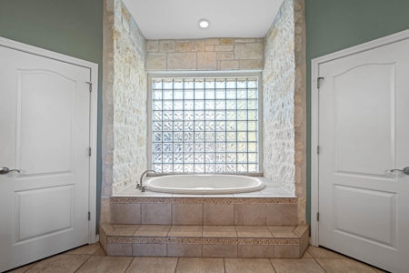 Hill Country Property with Acreage - image 6