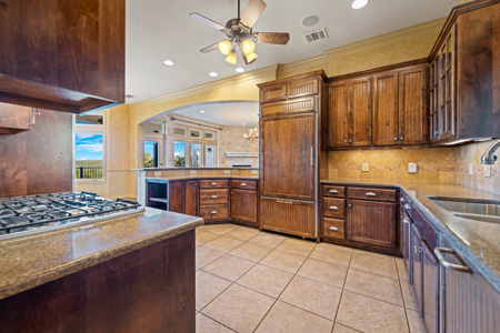 Hill Country Property with Acreage - image 16