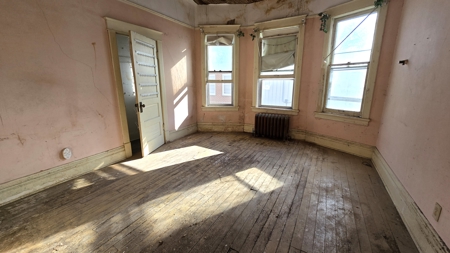 Prime Fix-and-Flip or Sweat Equity Opportunity! - image 12