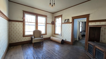 Prime Fix-and-Flip or Sweat Equity Opportunity! - image 6