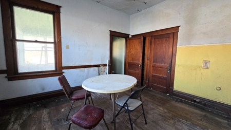 Prime Fix-and-Flip or Sweat Equity Opportunity! - image 11