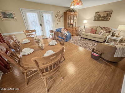 Luxury 5-Bed Home on 22 Acres in Kingston, Natchez, MS - image 9