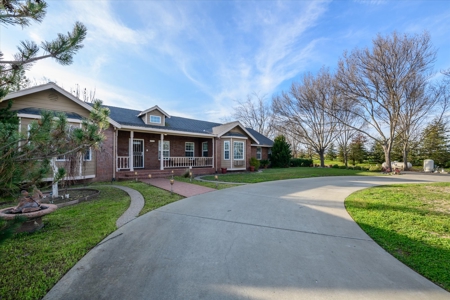 Vacaville, California Country Homes on 5 Acres for Sale - image 7