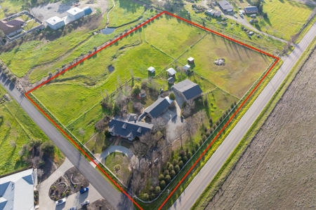Vacaville, California Country Homes on 5 Acres for Sale - image 2
